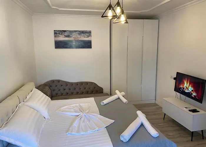 Skanderbeg View * Tirana